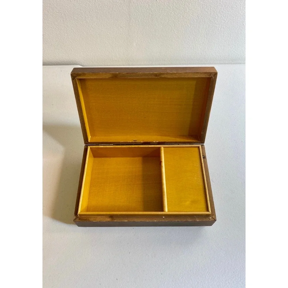 Vintage‎ Swiss Reuge Carved Wooden Music Box/Jewelry Box